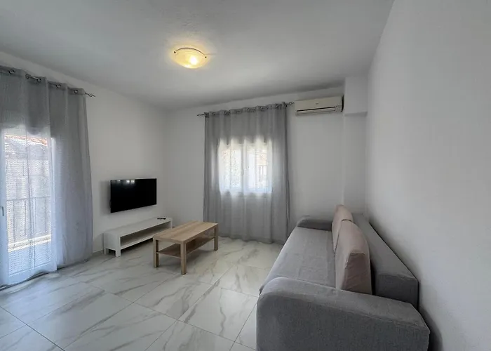 Kallisti Apartment